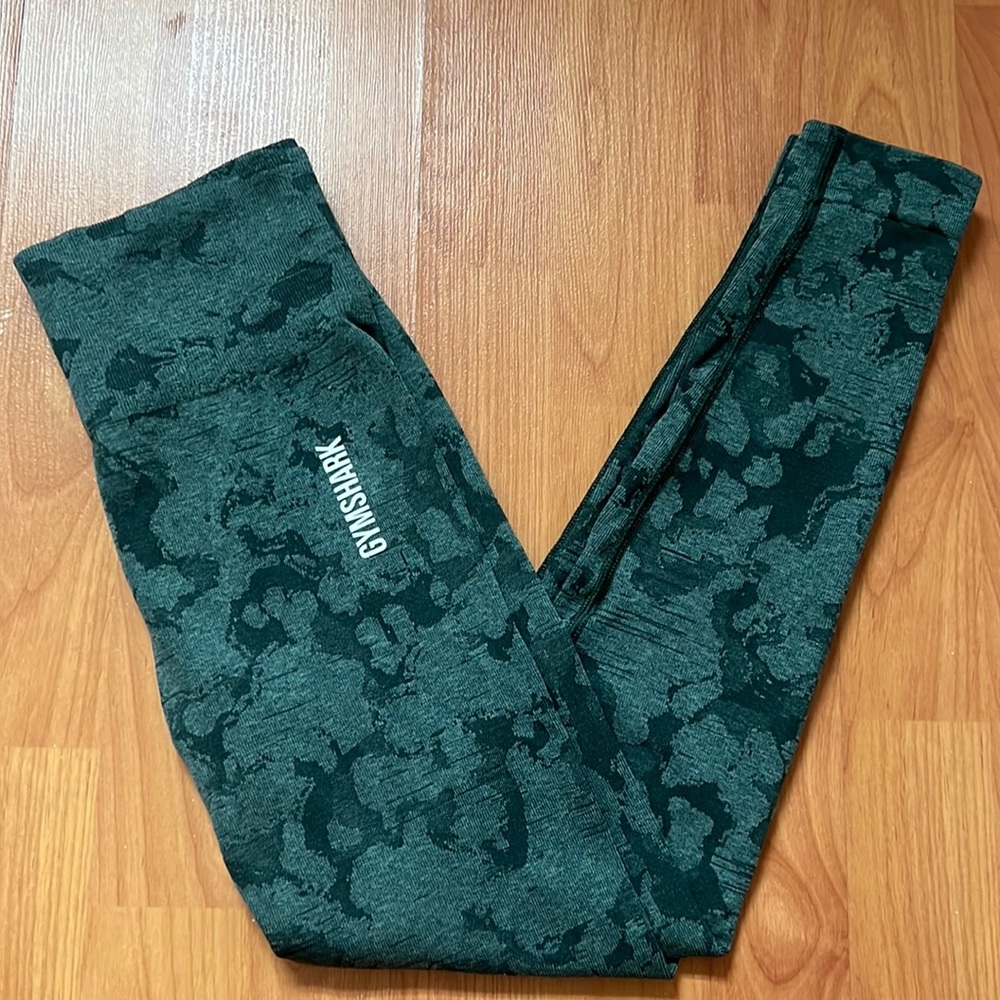 Gymshark Adapt Camo Leggings XS